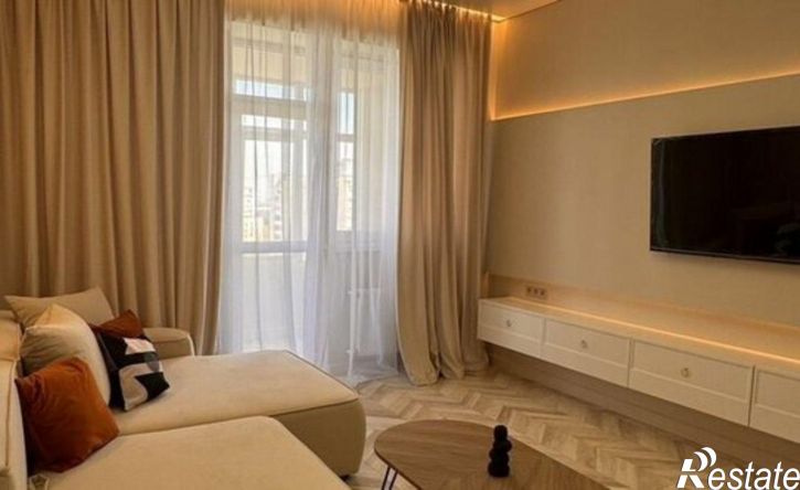 2-комн квартира Евпатория, проспект Победы, 85А