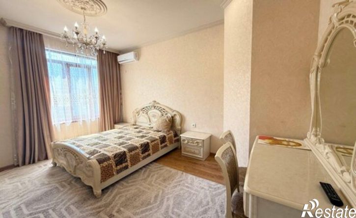 2-комн квартира Ялта, улица Володарского, 3