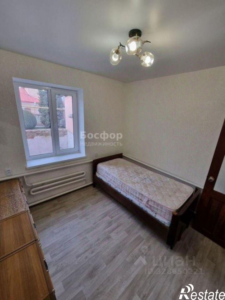 3-комн квартира Феодосия, Ленинградская улица, 21