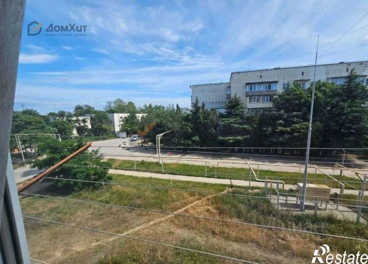 3-комн квартира Авиаторов ул,дом 35