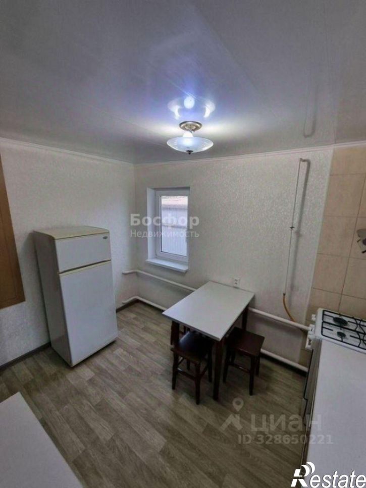 3-комн квартира Феодосия, Ленинградская улица, 21