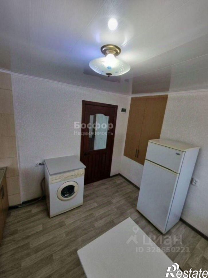 3-комн квартира Феодосия, Ленинградская улица, 21