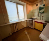 3-комн, 52кв м, этаж 1/5 городской округ Симферополь