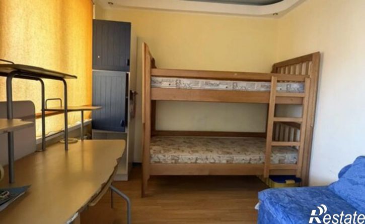 3-комн квартира Симферополь, улица 60 лет Октября, 24