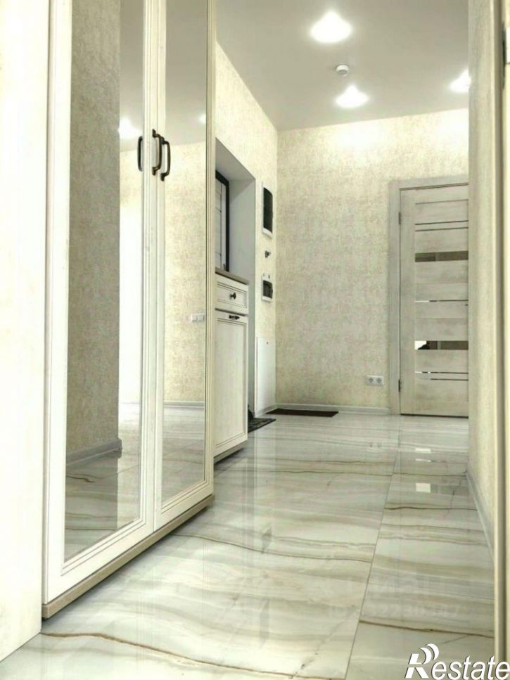 2-комн квартира Крымской весны ул,дом 4к2