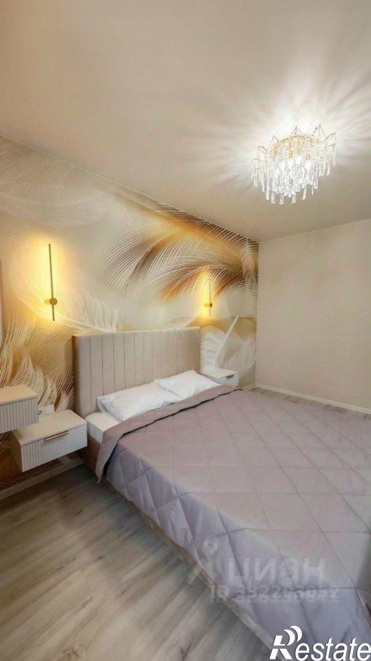 2-комн квартира проспект Александра Суворова,дом 99