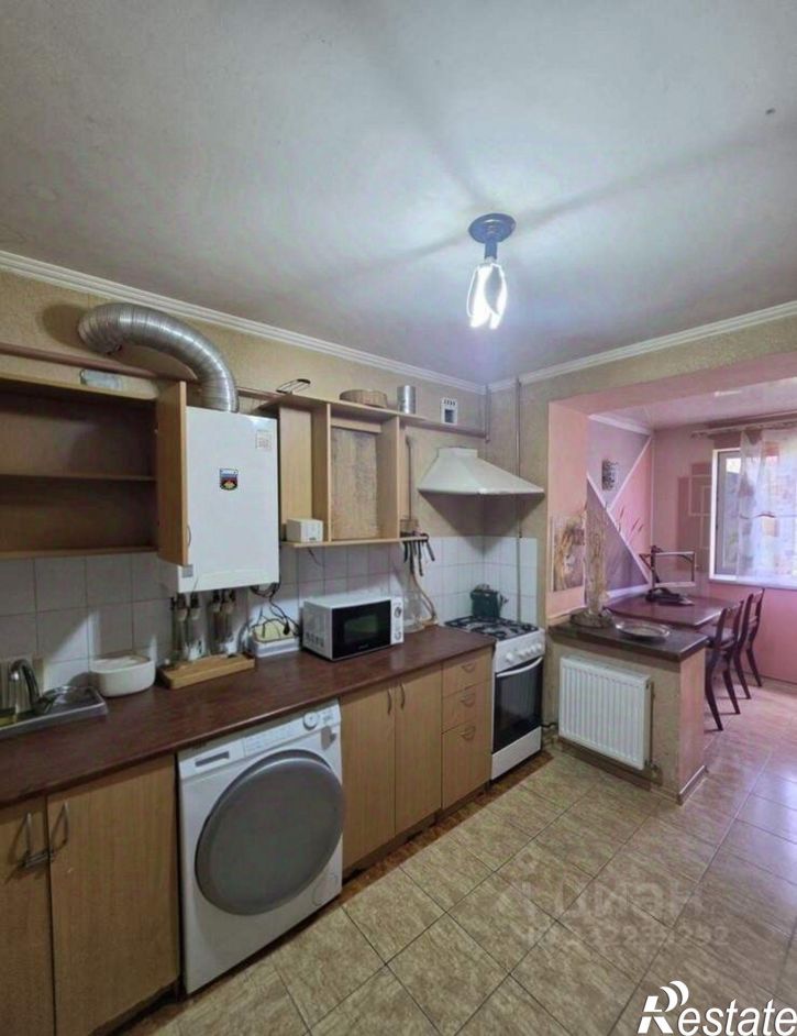 2-комн квартира улица Генерала Жидилова, 11