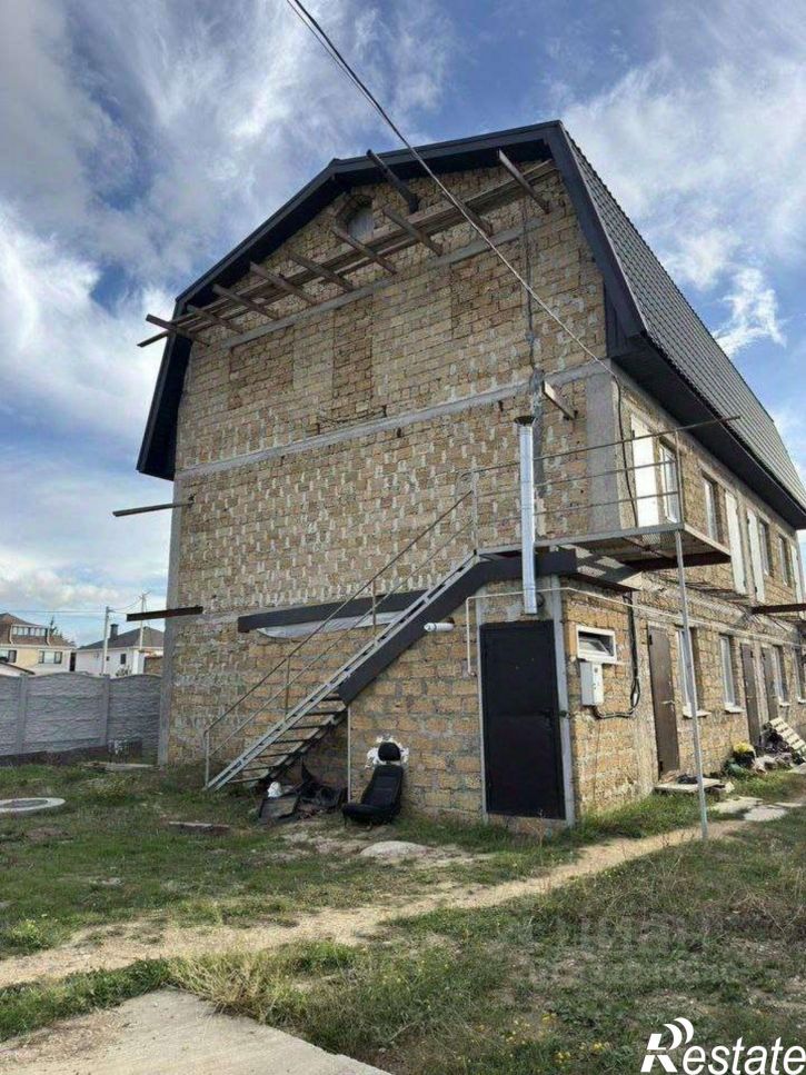 6-комн квартира Симферопольский район, Мирное с, Речная ул., 24,4