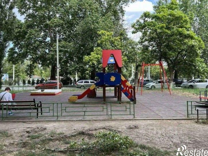 Комната Севастопольская ул,дом 94