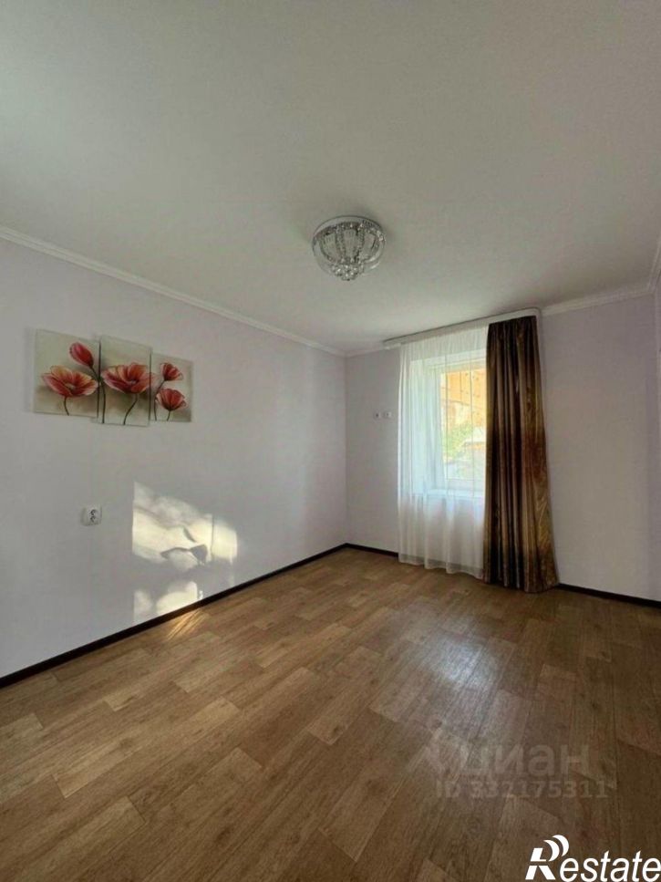 3-комн квартира Шмидта ул,дом 17