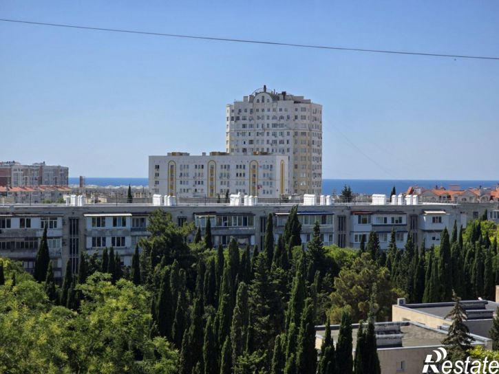 3-комн квартира Севастополь, проспект Героев Сталинграда, 39
