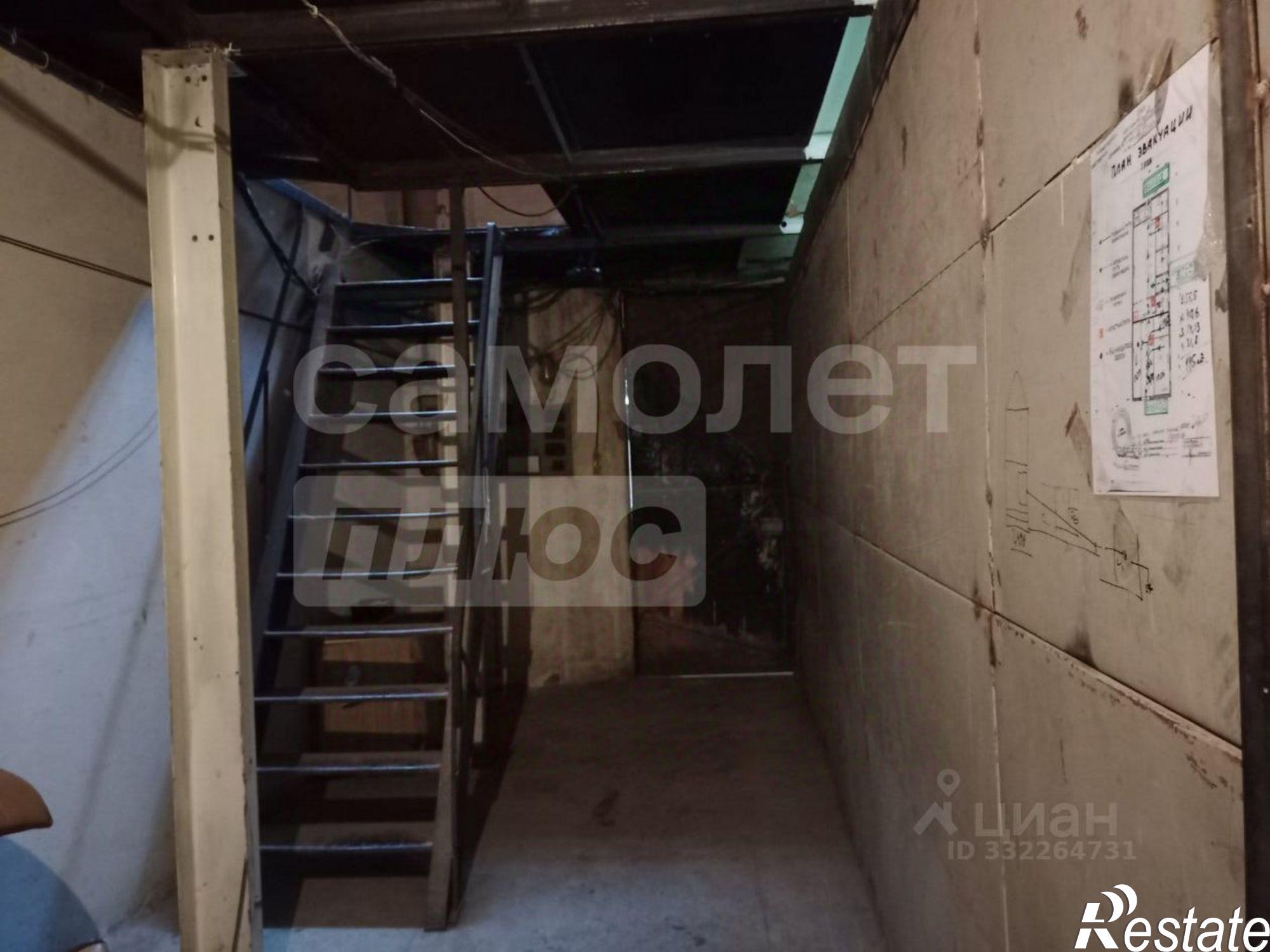 Купить производственную площадь за 15 000 100 рублей на Гагаринский район, Руднева ул., д.48