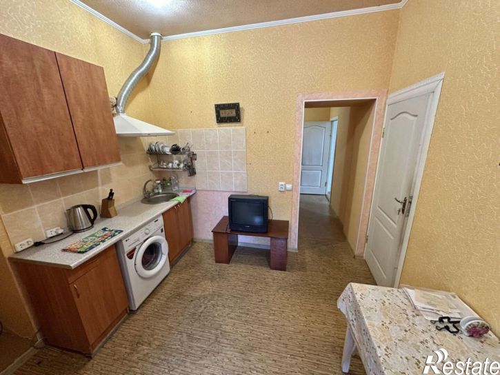 3-комн квартира Ялта г., Горького ул., д.4