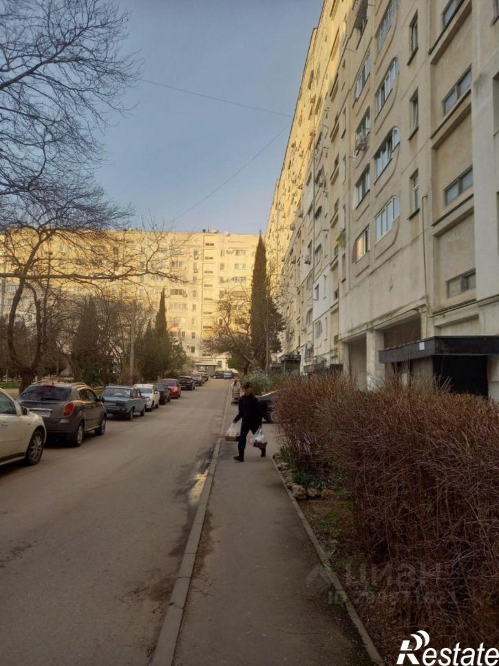 Комната пр-кт Октябрьской революции, 32,  д. 32