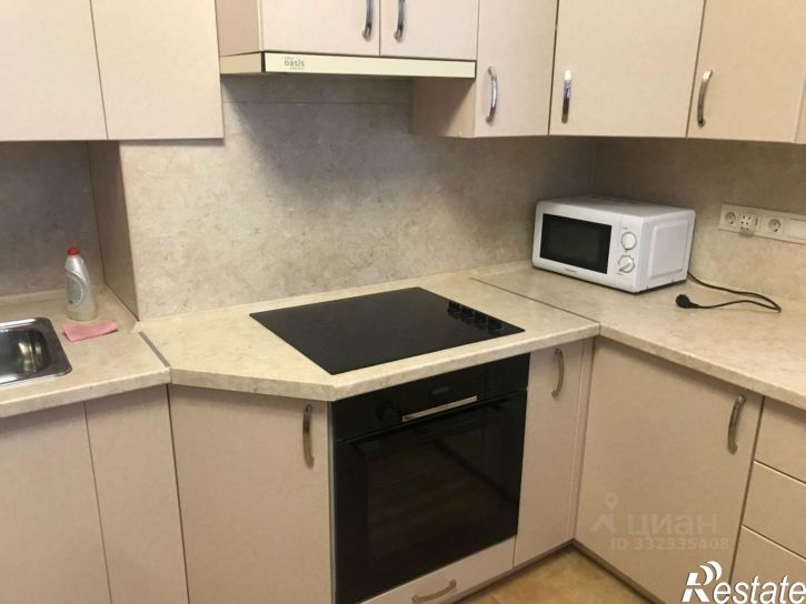 2-комн квартира ул 6-я Бастионная, 42,  д. 42