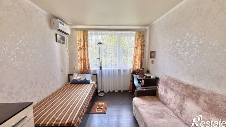 Комната ул Героев Подводников, 6,  д. 6