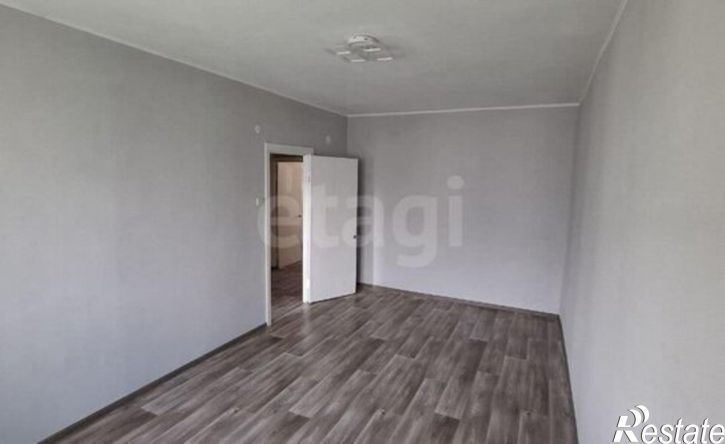 3-комн квартира пр-кт Генерала Острякова, 93,  д. 93
