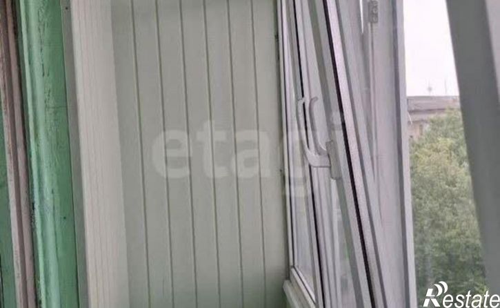 3-комн квартира пр-кт Генерала Острякова, 93,  д. 93