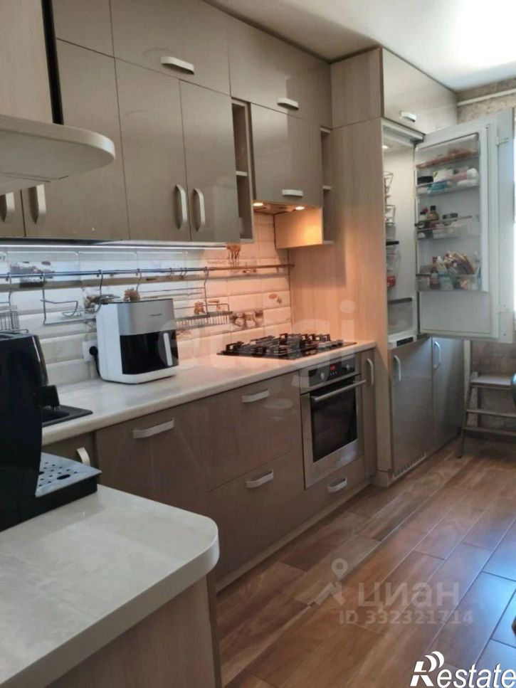 3-комн квартира Столетовский пр-кт, 24,  д. 24