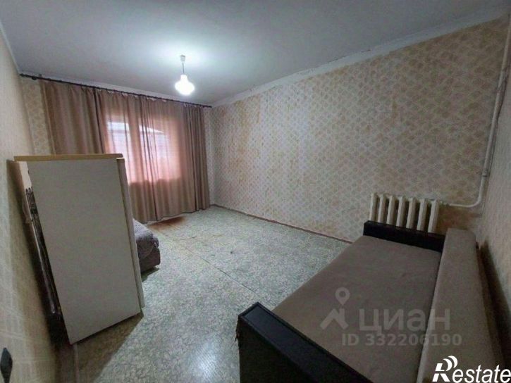 2-комн квартира Феодосия г., Челнокова ул., 102