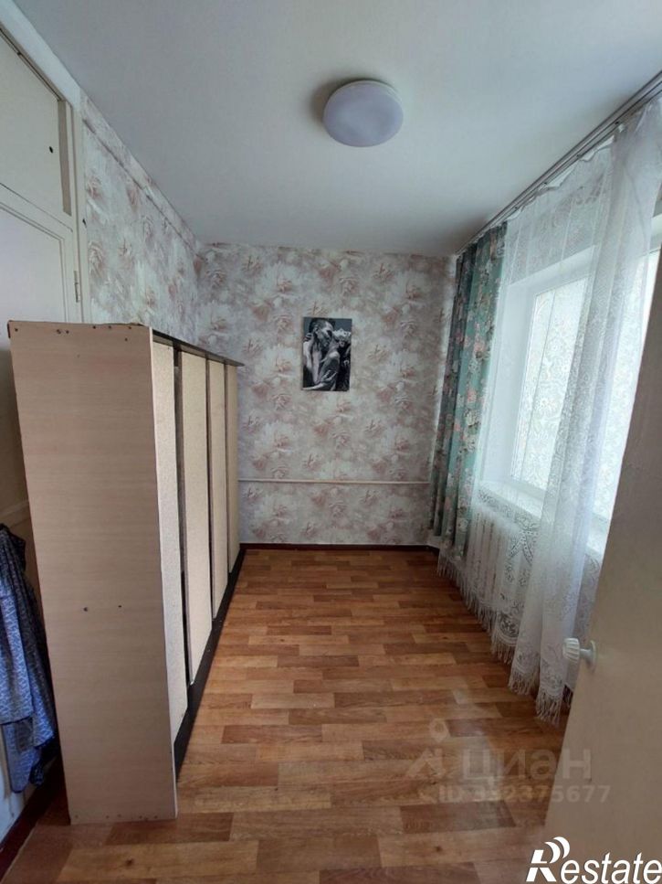 3-комн квартира Керчь, улица Кирова, 67