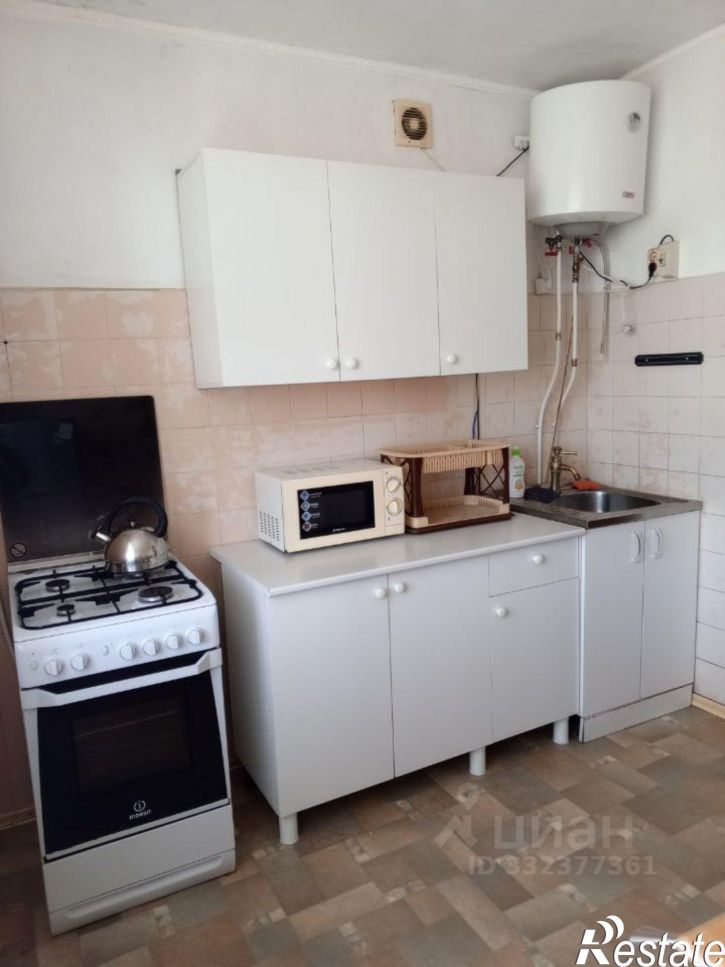 2-комн квартира Феодосия, улица Челнокова, 64