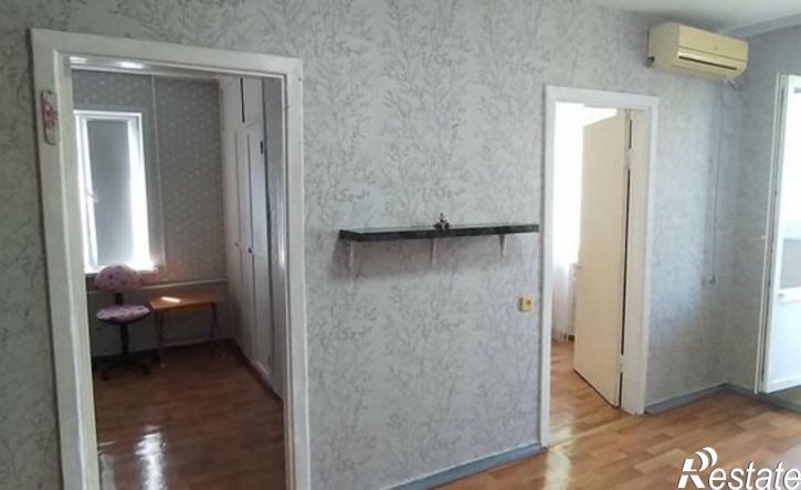 3-комн квартира Керчь, улица Кирова