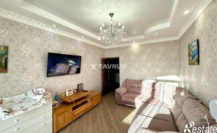 3-комн квартира Симферополь, Дачная улица, 22
