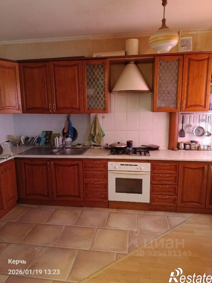 4-комн квартира Керчь, Заречная улица, 34