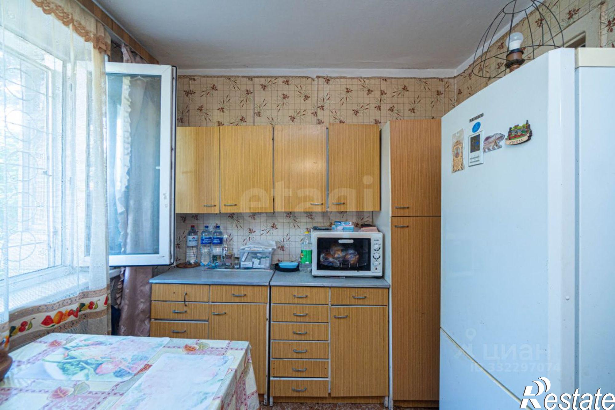 Купить квартиру за 9 900 000 рублей на ул Хрусталева, 113