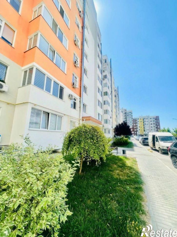 3-комн квартира ул Батурина, д 205