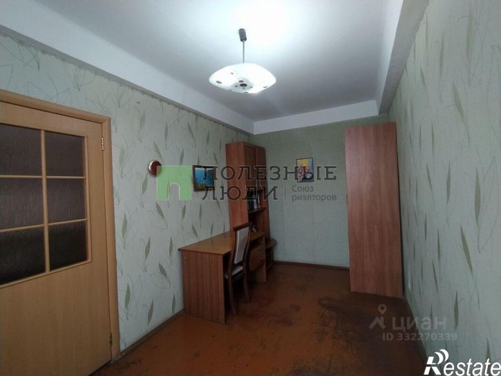 3-комн квартира ул Хрусталева, 53,  д. 53