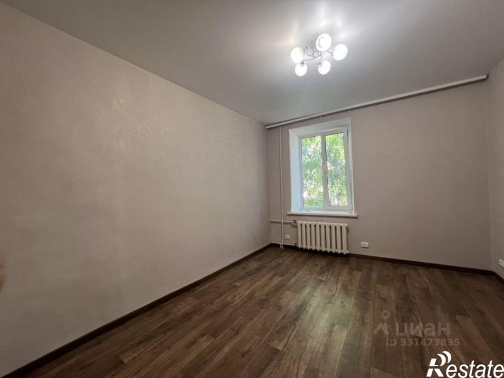 Комната ул Дмитрия Загорулько, 6,  д. 6