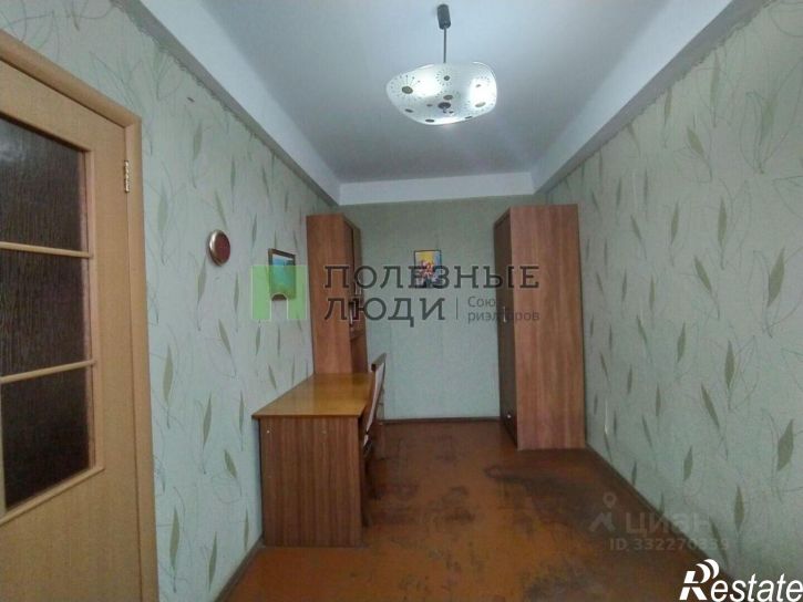 3-комн квартира ул Хрусталева, 53,  д. 53