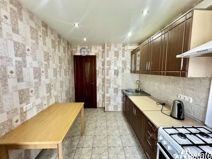 3-комн квартира ул Колобова, 18/10,  д. 18/10