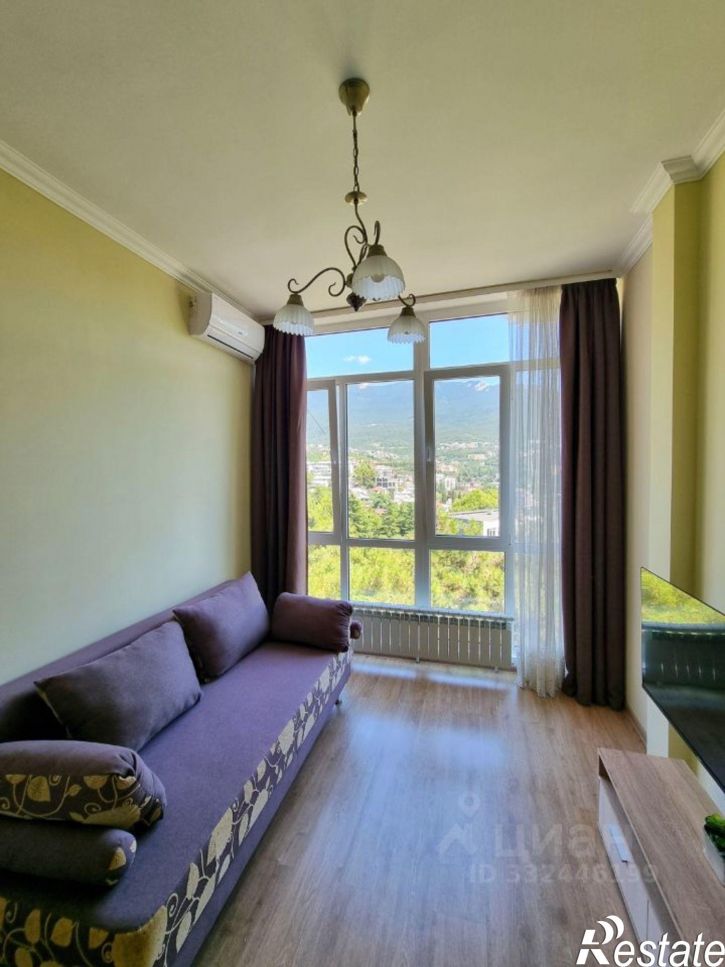 1-комн квартира Ялта, улица Чкалова, 11Б