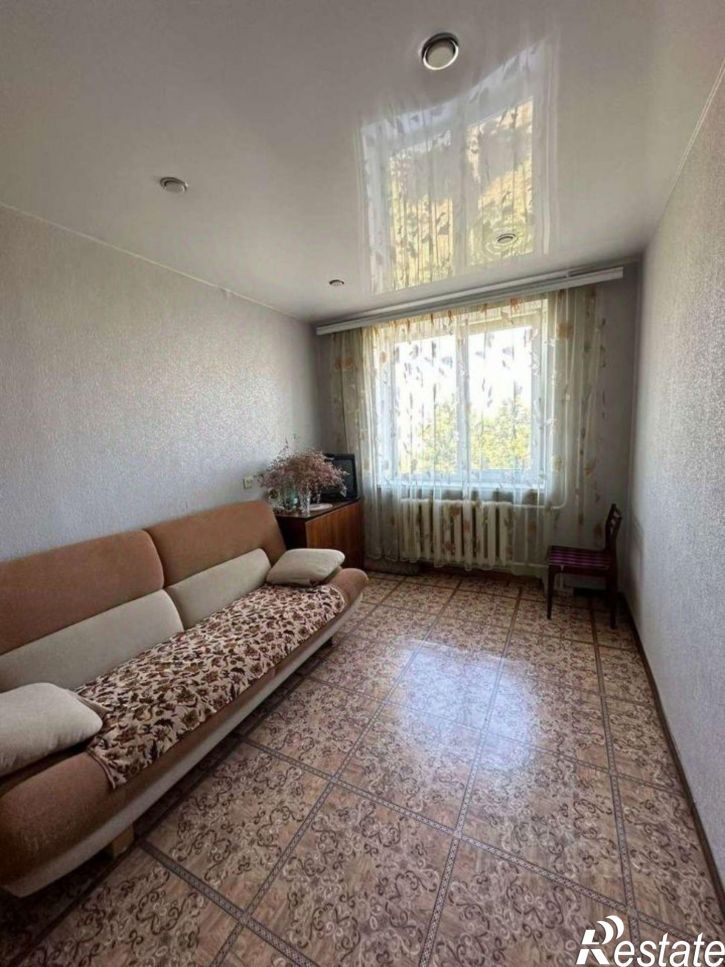 3-комн квартира Сакский район, Мирный пгт, Школьная ул., 12,156