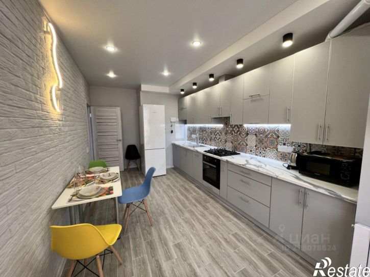 2-комн квартира Евпатория, проспект Ленина