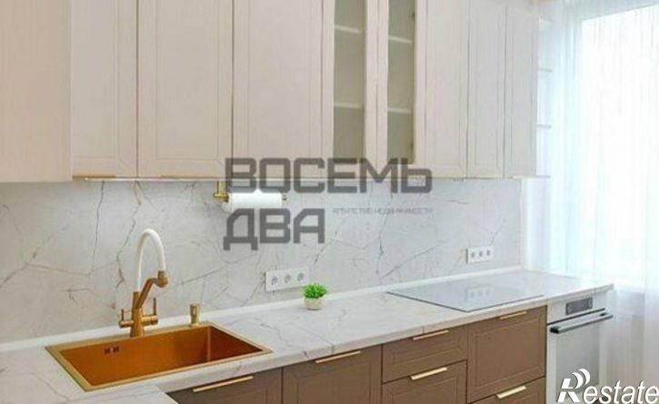 2-комн квартира Симферополь, проспект Александра Суворова, 99