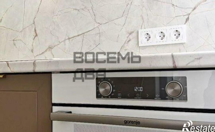2-комн квартира Симферополь, проспект Александра Суворова, 99