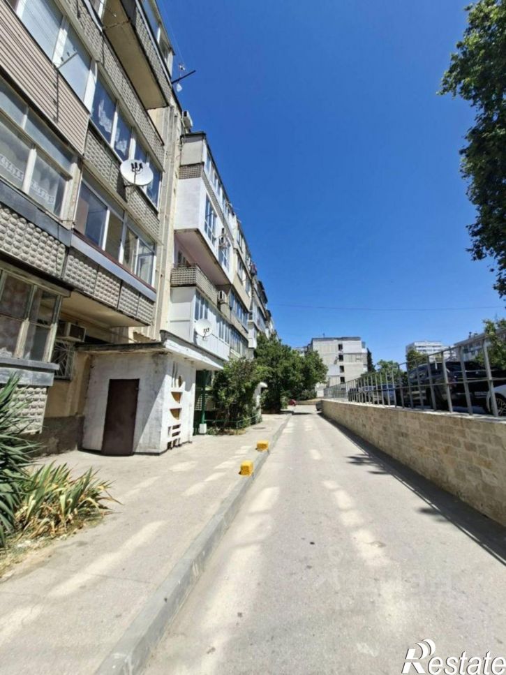 3-комн квартира Севастополь, улица Хрусталёва, 67