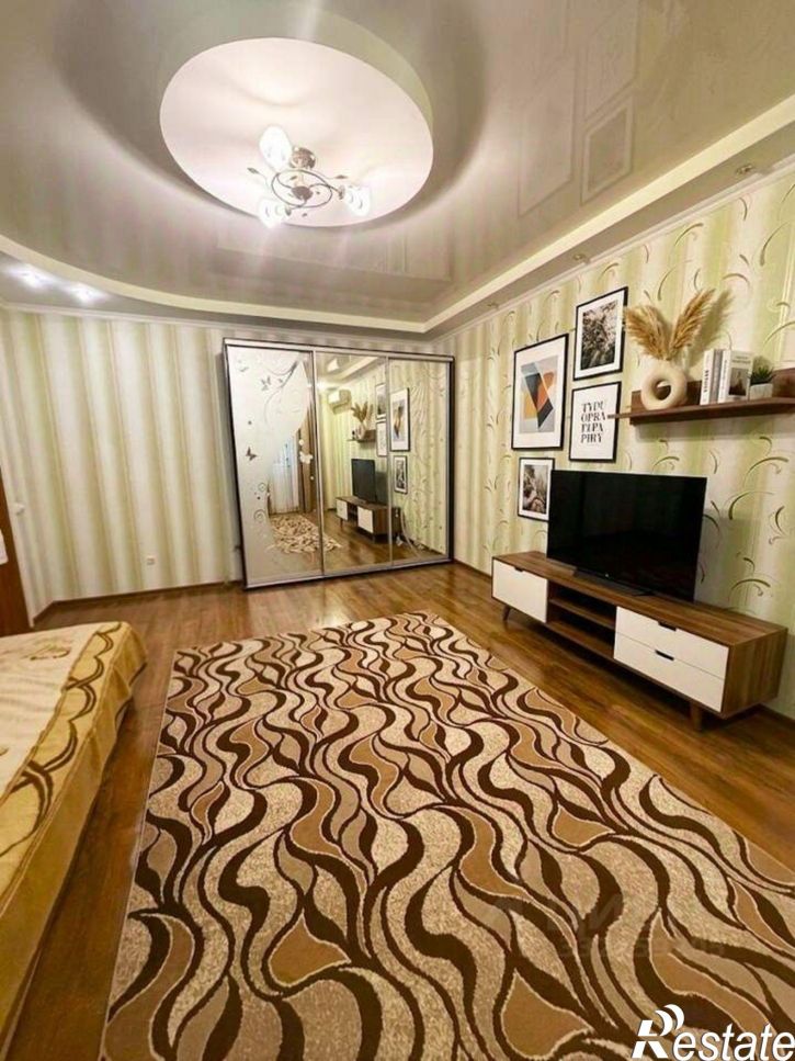 1-комн квартира Античный проспект, 68