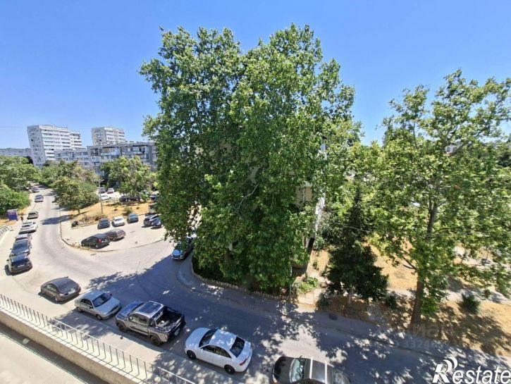 3-комн квартира Севастополь, улица Хрусталёва, 67