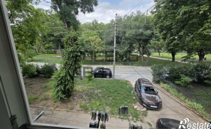 2-комн квартира Симферополь, улица Караманова, 2Ак2