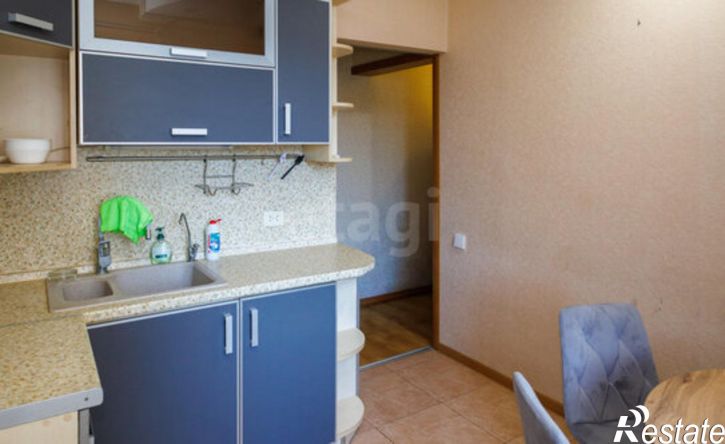 3-комн квартира Симферополь, проспект Победы, 82