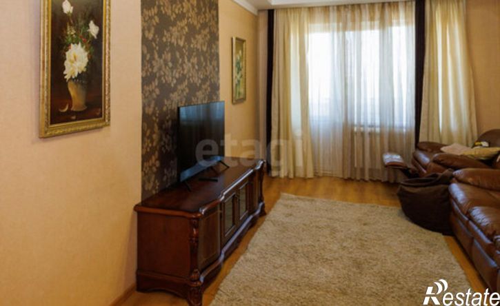 3-комн квартира Симферополь, проспект Победы, 82