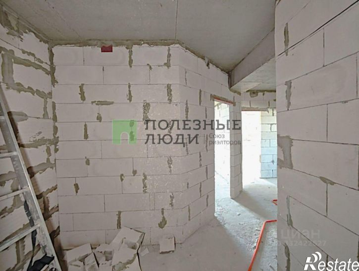 2-комн квартира Ленинский район, Генерала Крейзера ул.