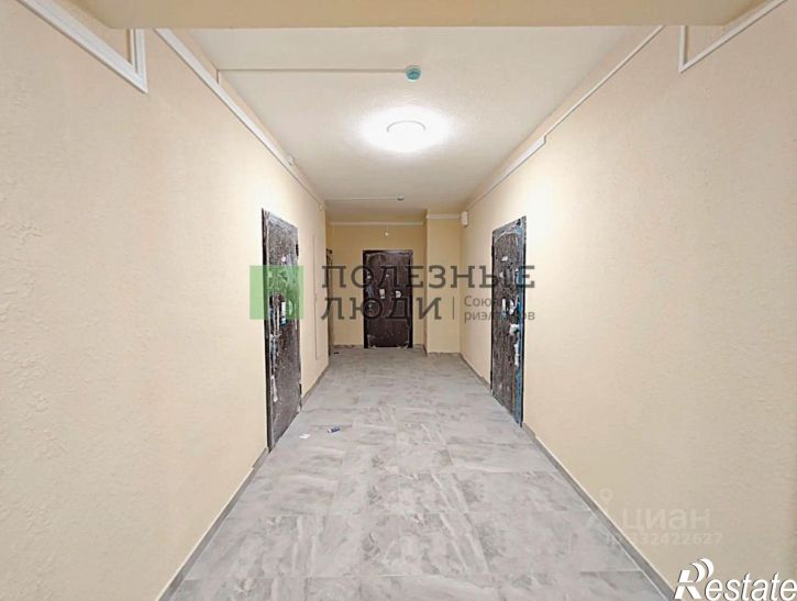 2-комн квартира Ленинский район, Генерала Крейзера ул.