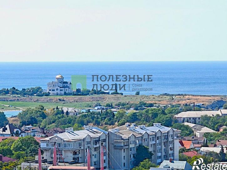 2-комн квартира Ленинский район, Генерала Крейзера ул.