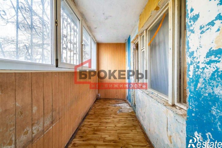 3-комн квартира улица Колобова, 21